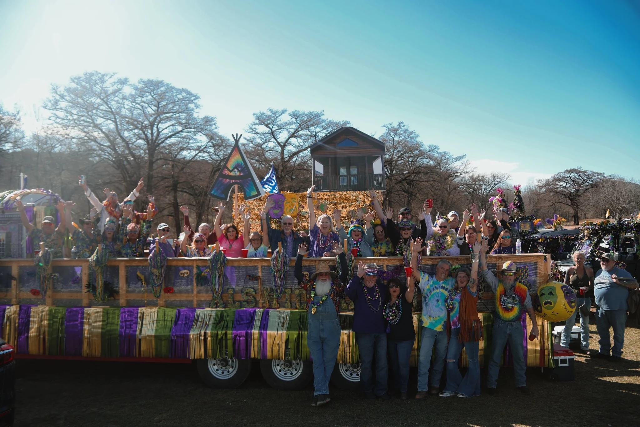 float-in-bandera-mardi-gra